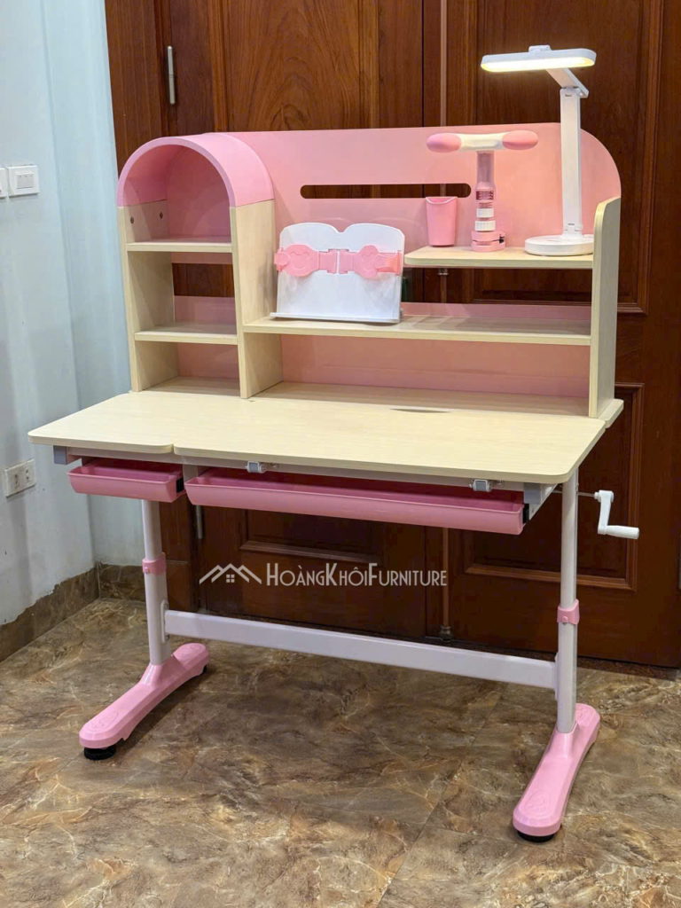 B&agrave;n học chống g&ugrave; 110×60 &ndash; B&agrave;n học th&ocirc;ng minh chỉnh độ cao cho b&eacute; - ảnh 2