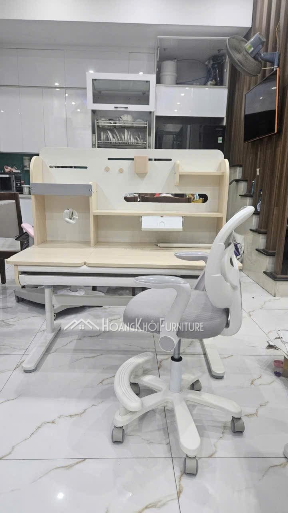 B&agrave;n Học Sinh Nhập Khẩu Cao Cấp 302 &ndash; Giải Ph&aacute;p G&oacute;c Học Tập Th&ocirc;ng Minh Cho B&eacute; - ảnh 1