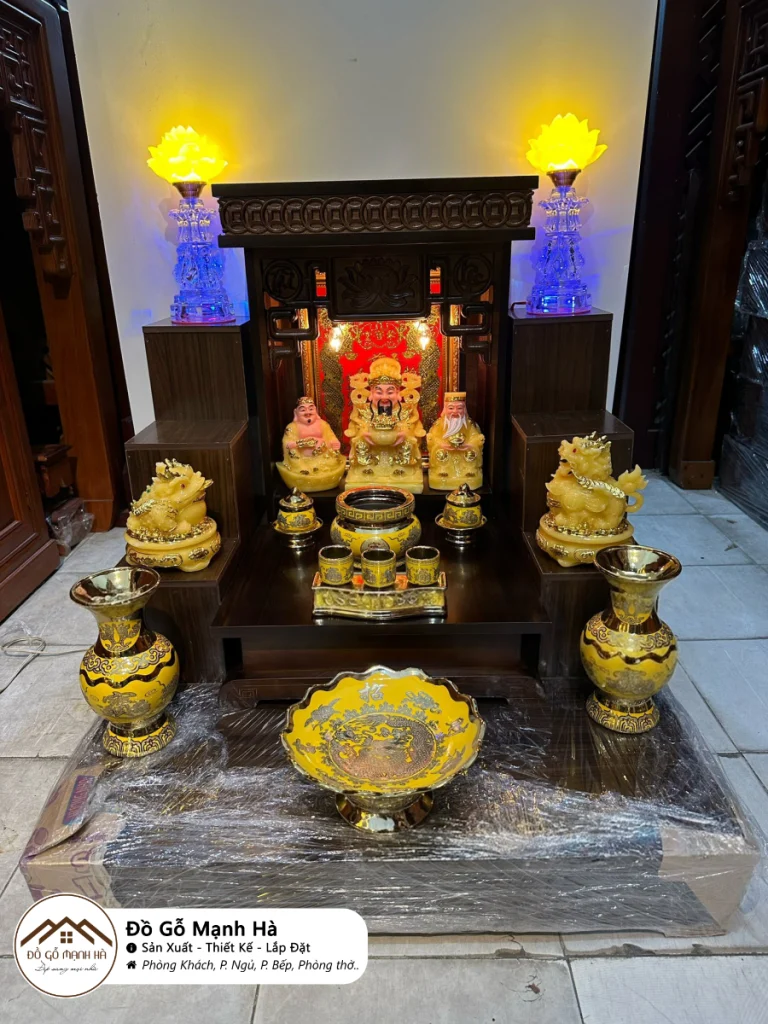 Combo Bàn Thờ Thần Tài Đầy Đủ Đồ Cao Cấp – Bộ Đồ Thờ Men Vàng Họa Tiết Rồng Phụng | Tượng Tụ Lộc