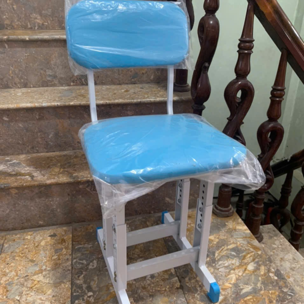 Ghế học sinh chân sắt