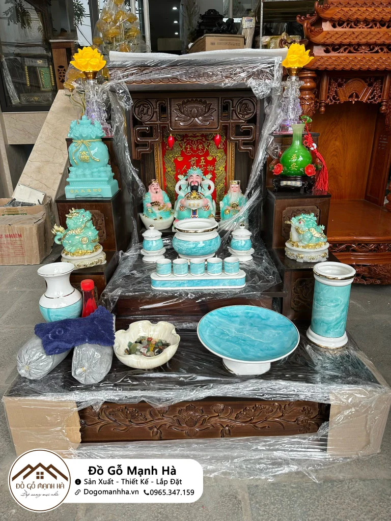 Combo ban thờ thần t&agrave;i đầy đủ m&agrave;u xanh ngọc cho người mệnh mộc hoặc mệnh hỏa - ảnh 1