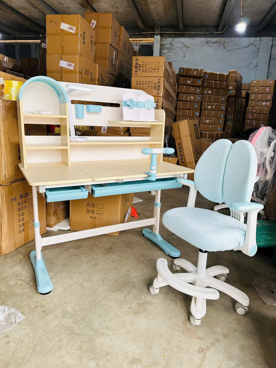 Bàn học sinh 110 x 60(F09) 61 Bàn học sinh 110 x 60(F09) 61